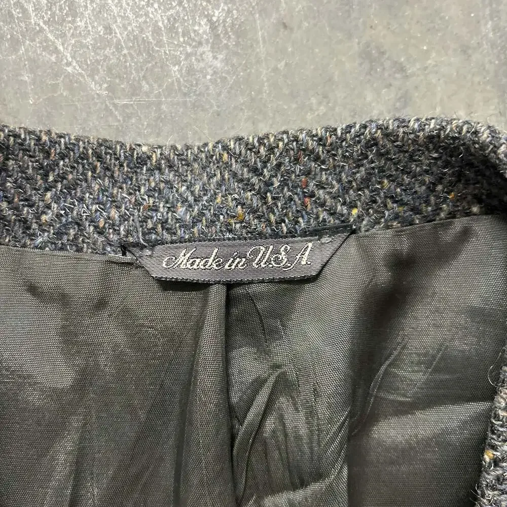 Vintage Levi's Menswear Herringbone Tweed 100% Pure Wool Coat Blazer Made in USA